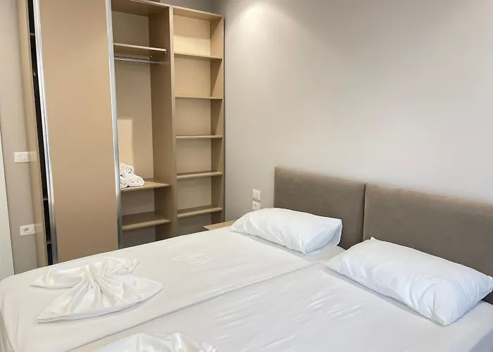 Sea View - Meteor Golem (Tirana)